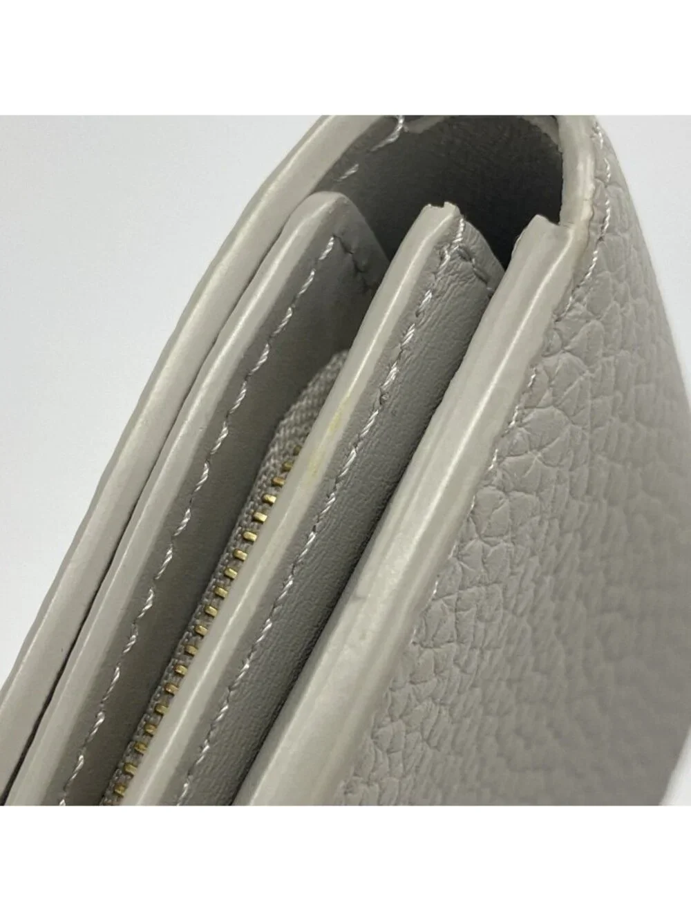 Louis Vuitton Trifold Wallet Portefeuille Capucines Tiny Flint Gray